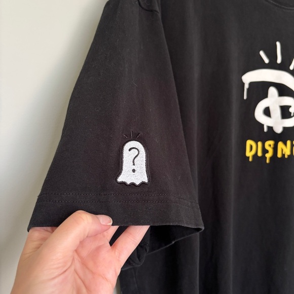 Disney 100 X H&M Tee Size Large Embroidered Colab Trevor Andrew Drip Puff Paint - Picture 5 of 11